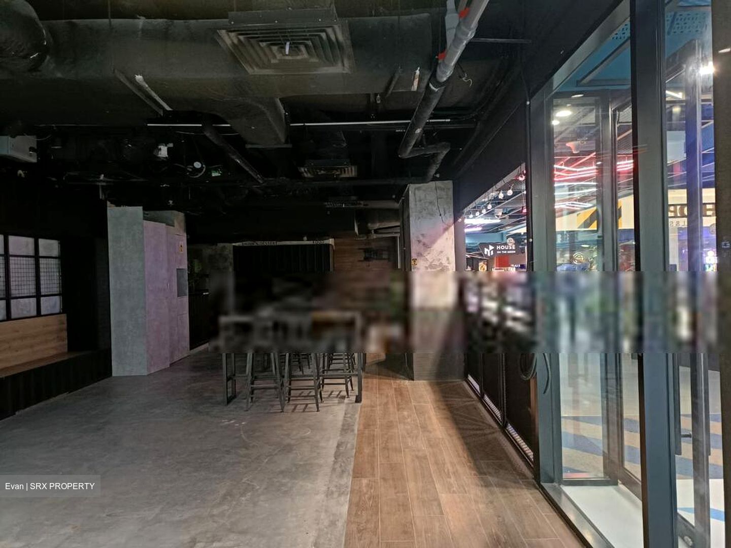 Pomo (D7), Retail #453129211